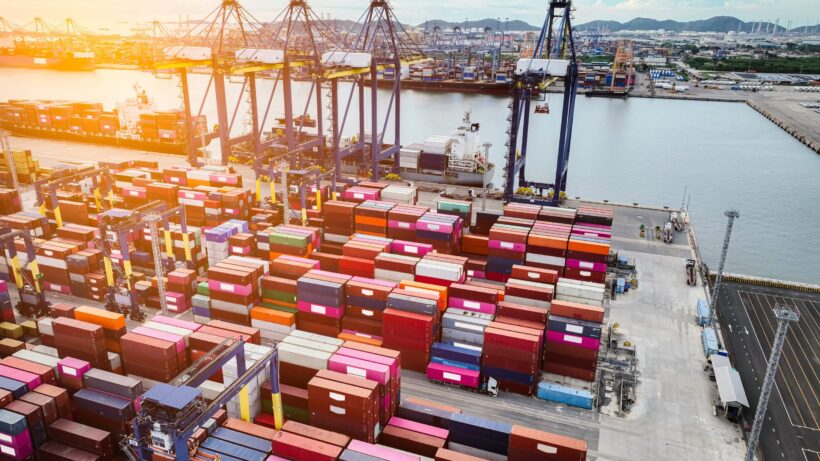 U.S. Companies Stockpile Chinese Goods Amid Tariff Uncertainty