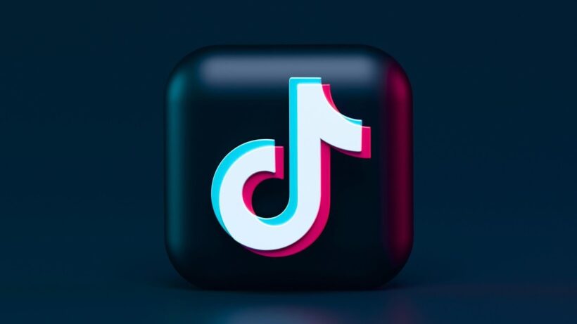 The TikTok Supply Chain: How Viral Fashion Trends Create Global Logistics Surges